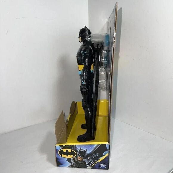 Batman 12 Inch Deluxe Figure Bat-Tech Ages 4+ Toy Play Robot Wings Gotham City - Picture 11 of 11